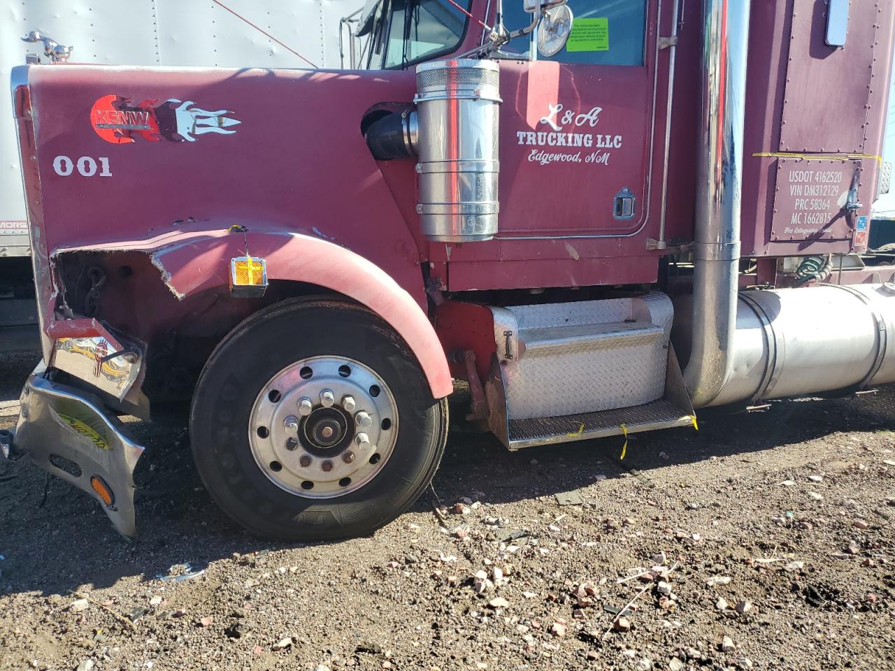 Lot #3270294976 1983 KENWORTH CONSTRUCT