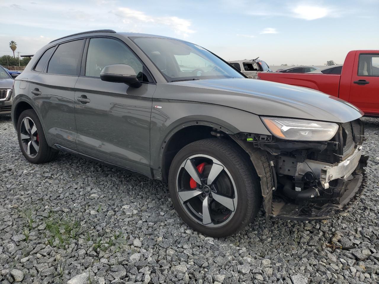 AUDI Q5 PREMIUM PLUS 45