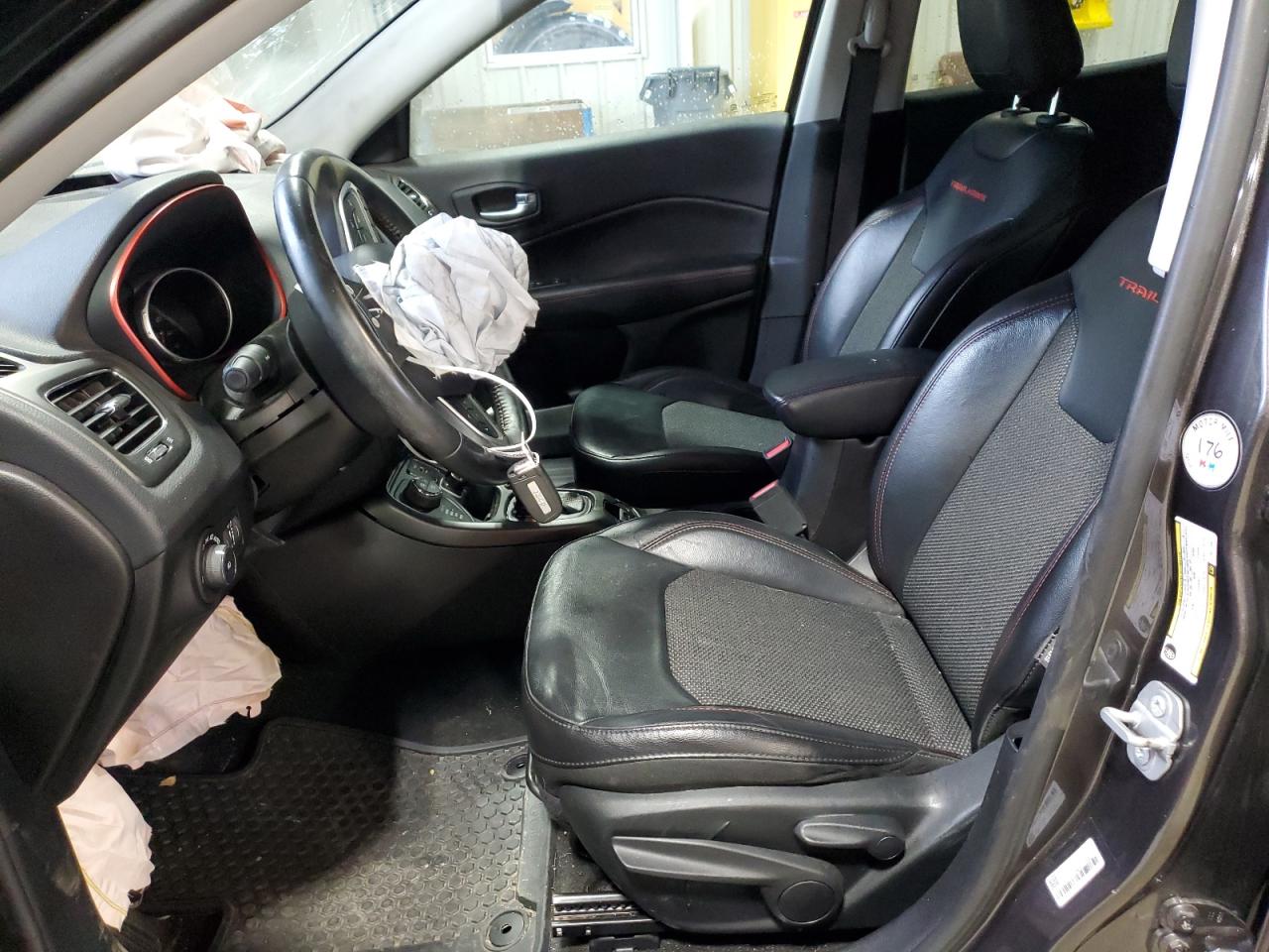 Lot #3304565445 2019 JEEP COMPASS TR