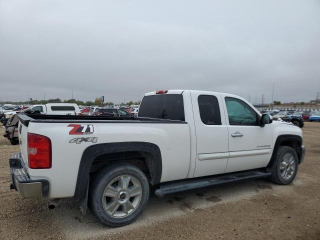 2013 CHEVROLET SILVERADO K1500 LT - 1GCRKSE76DZ137125