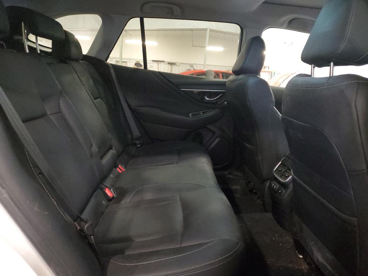 SUBARU OUTBACK LIMITED