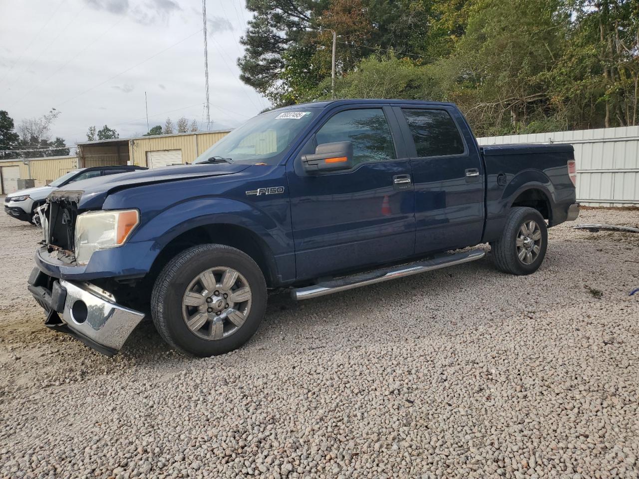 FORD F-150 SUPERCREW