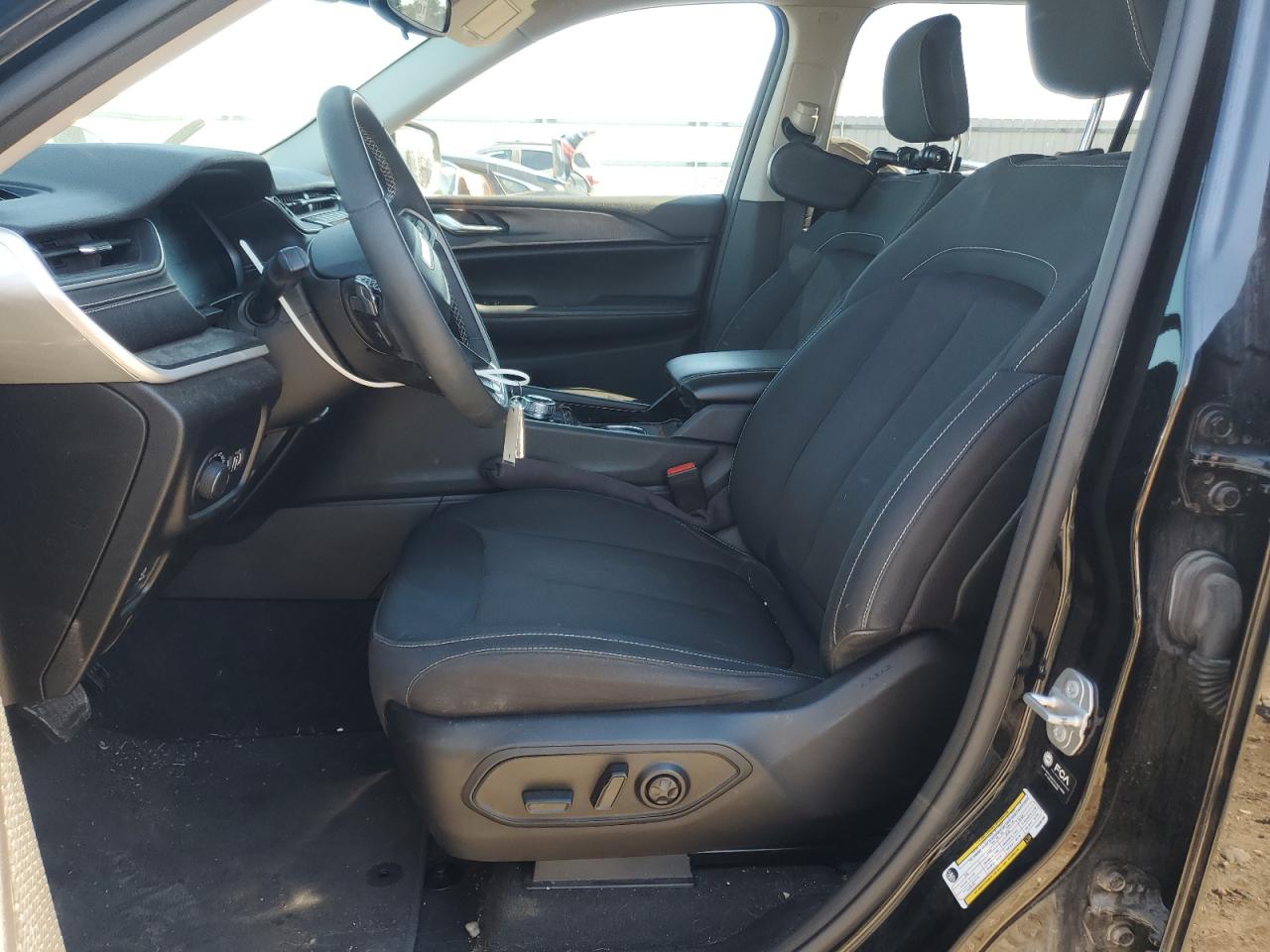 JEEP GRAND CHEROKEE L LAREDO