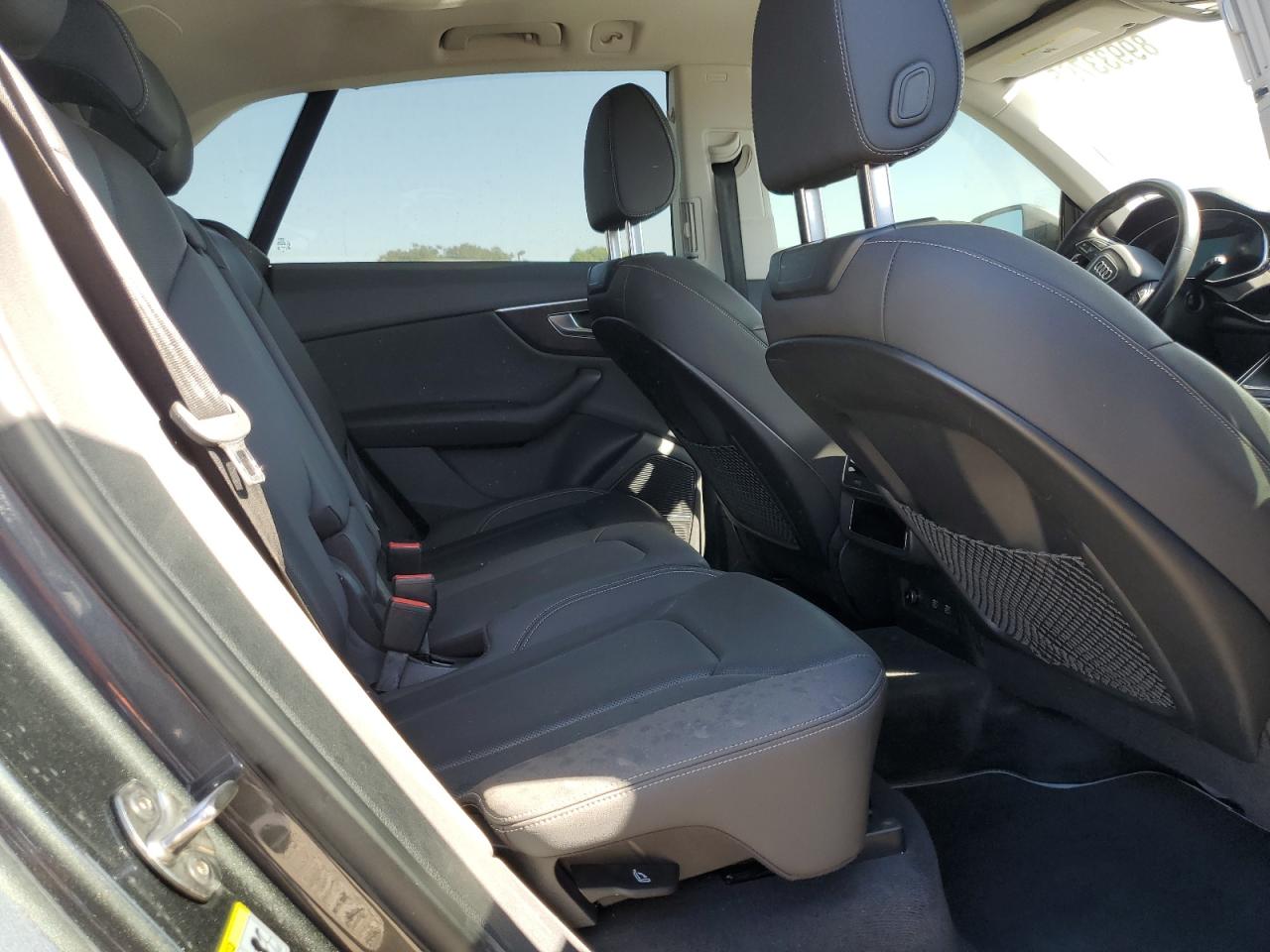 AUDI Q8 PREMIUM PLUS S-LINE