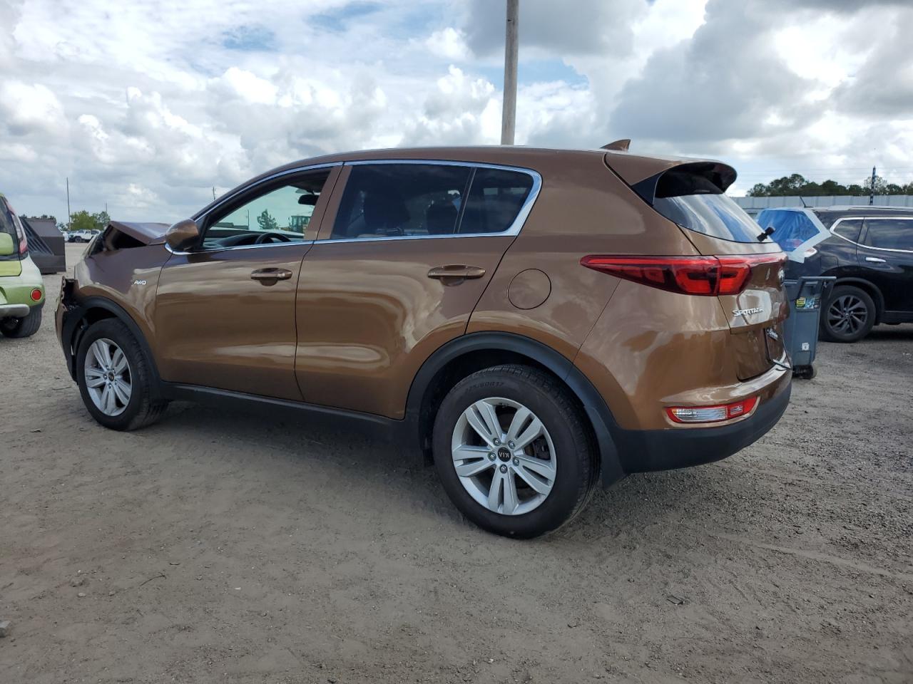 KIA SPORTAGE LX