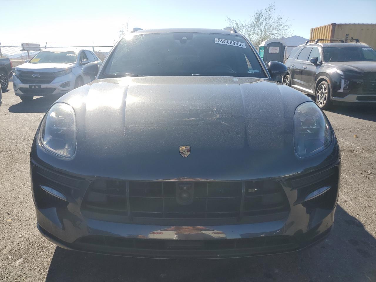 PORSCHE MACAN GTS