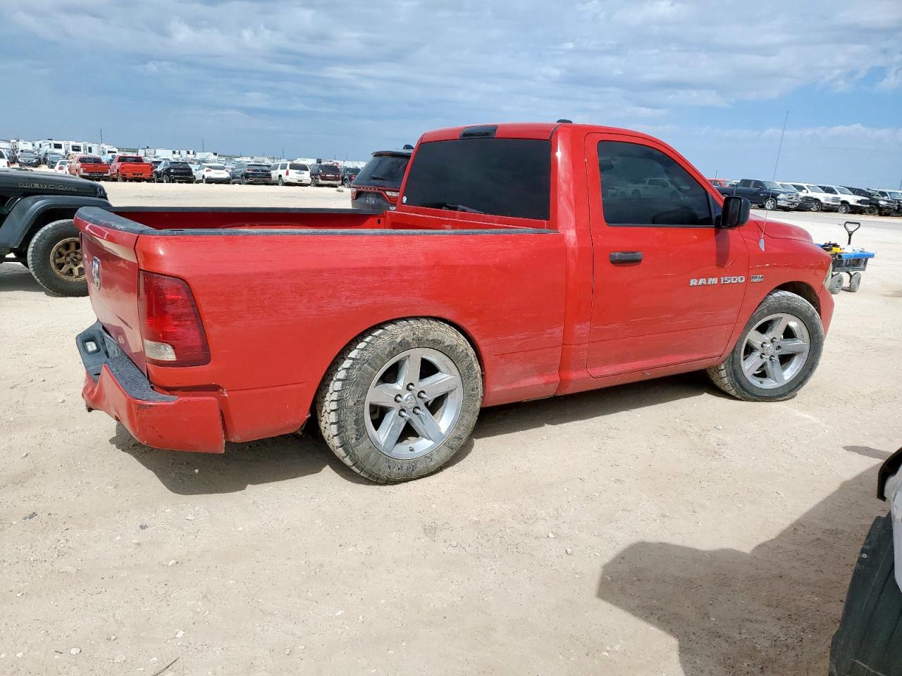 DODGE RAM 1500 ST