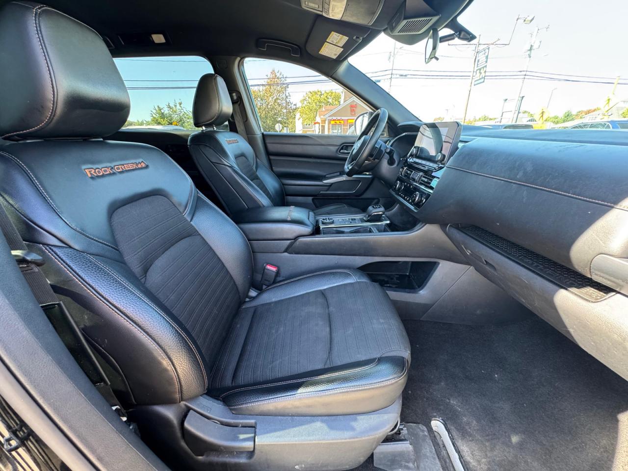 NISSAN PATHFINDER SV