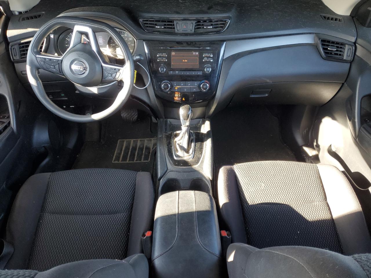NISSAN ROGUE SPORT S