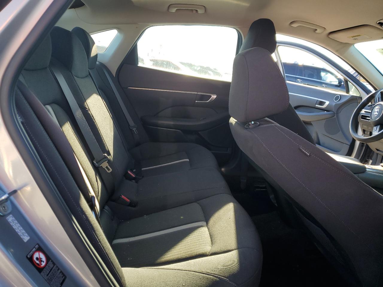 HYUNDAI SONATA HYBRID