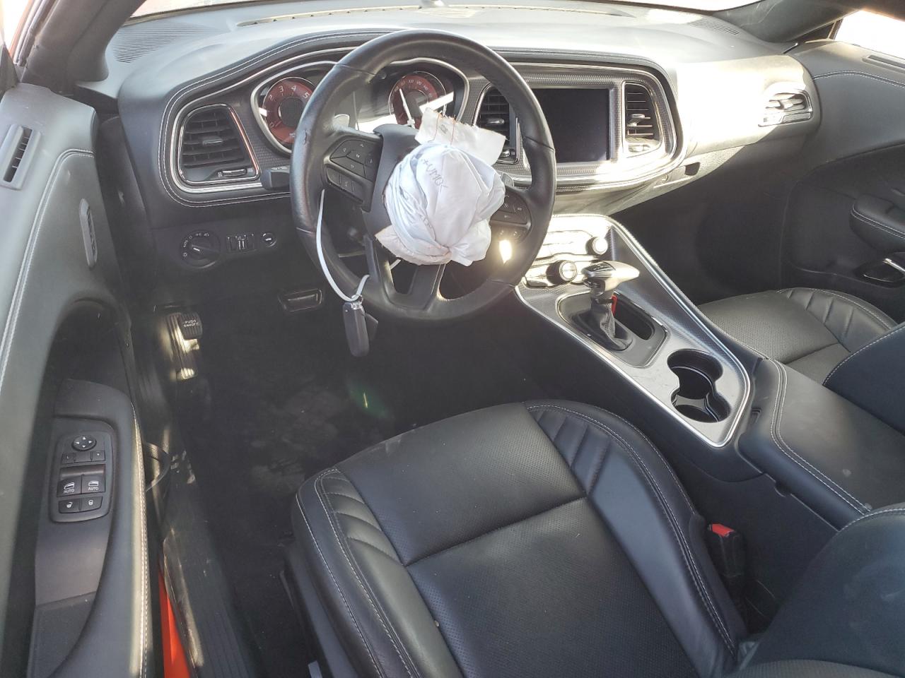 DODGE CHALLENGER SRT HELLCAT