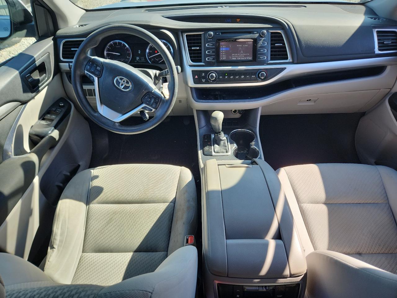 TOYOTA HIGHLANDER LE