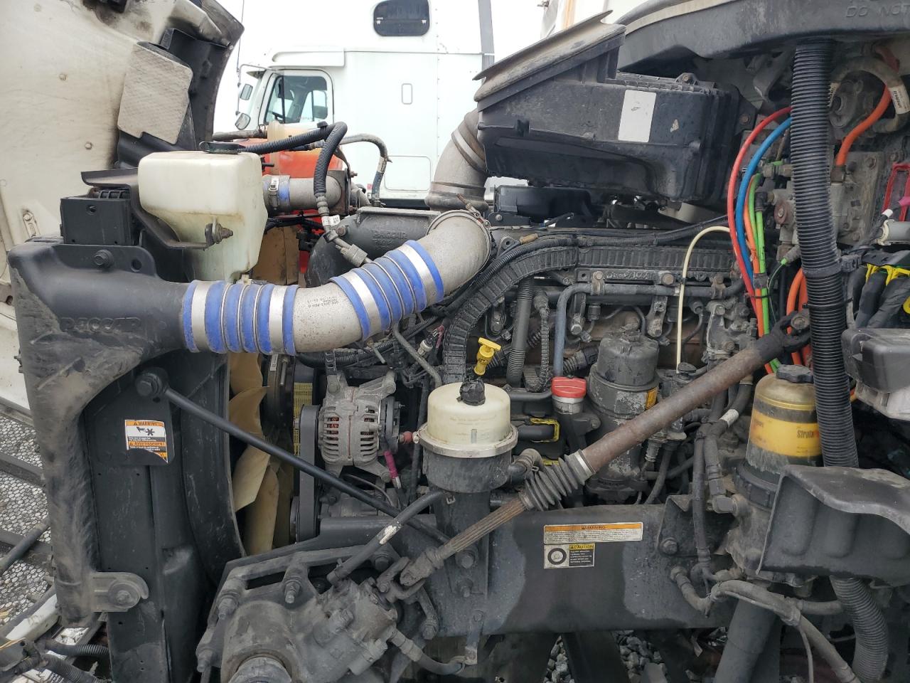 Lot #3290249225 2017 PETERBILT 579