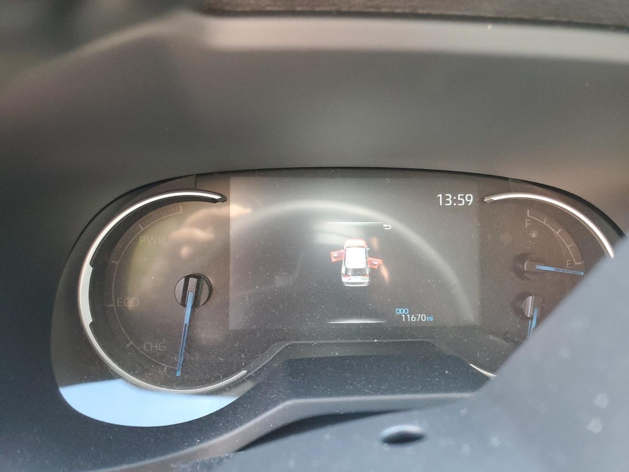 TOYOTA RAV4 XLE PREMIUM