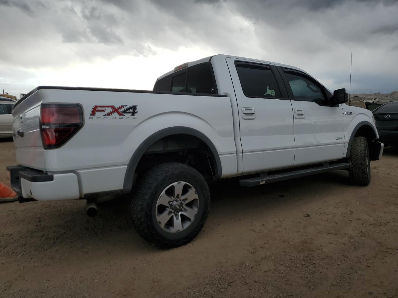 FORD F-150 SUPERCREW