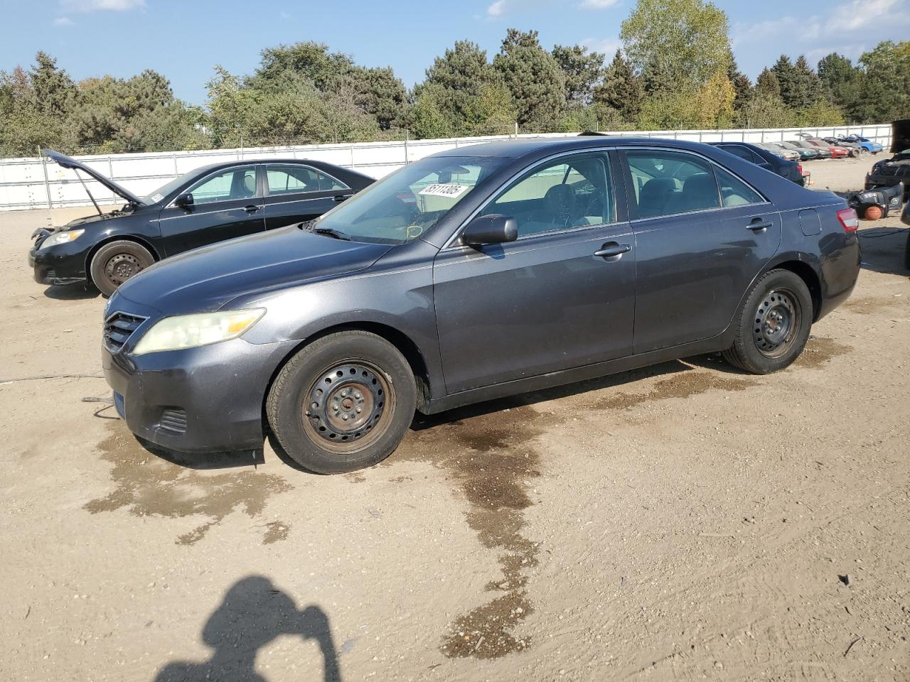 TOYOTA CAMRY BASE