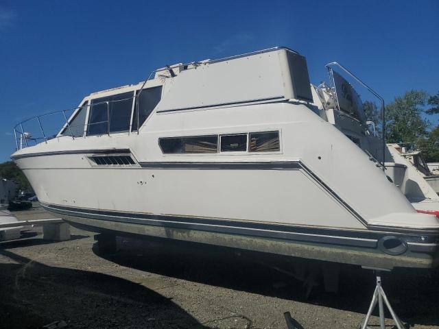 1998 CARVER YACHTS BOAT #3285704671