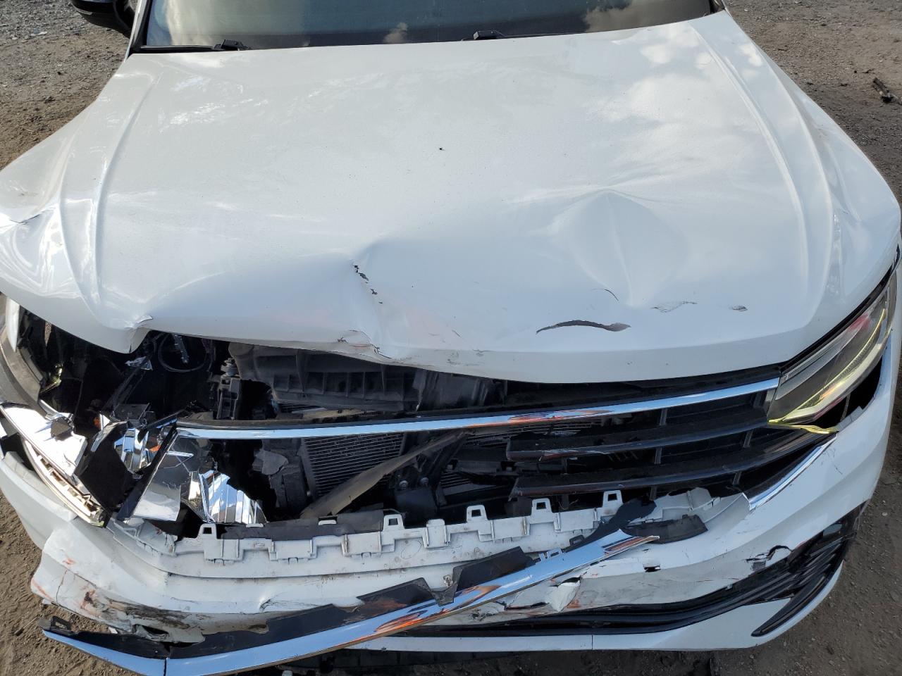 VOLKSWAGEN TIGUAN SE R-LINE BLACK