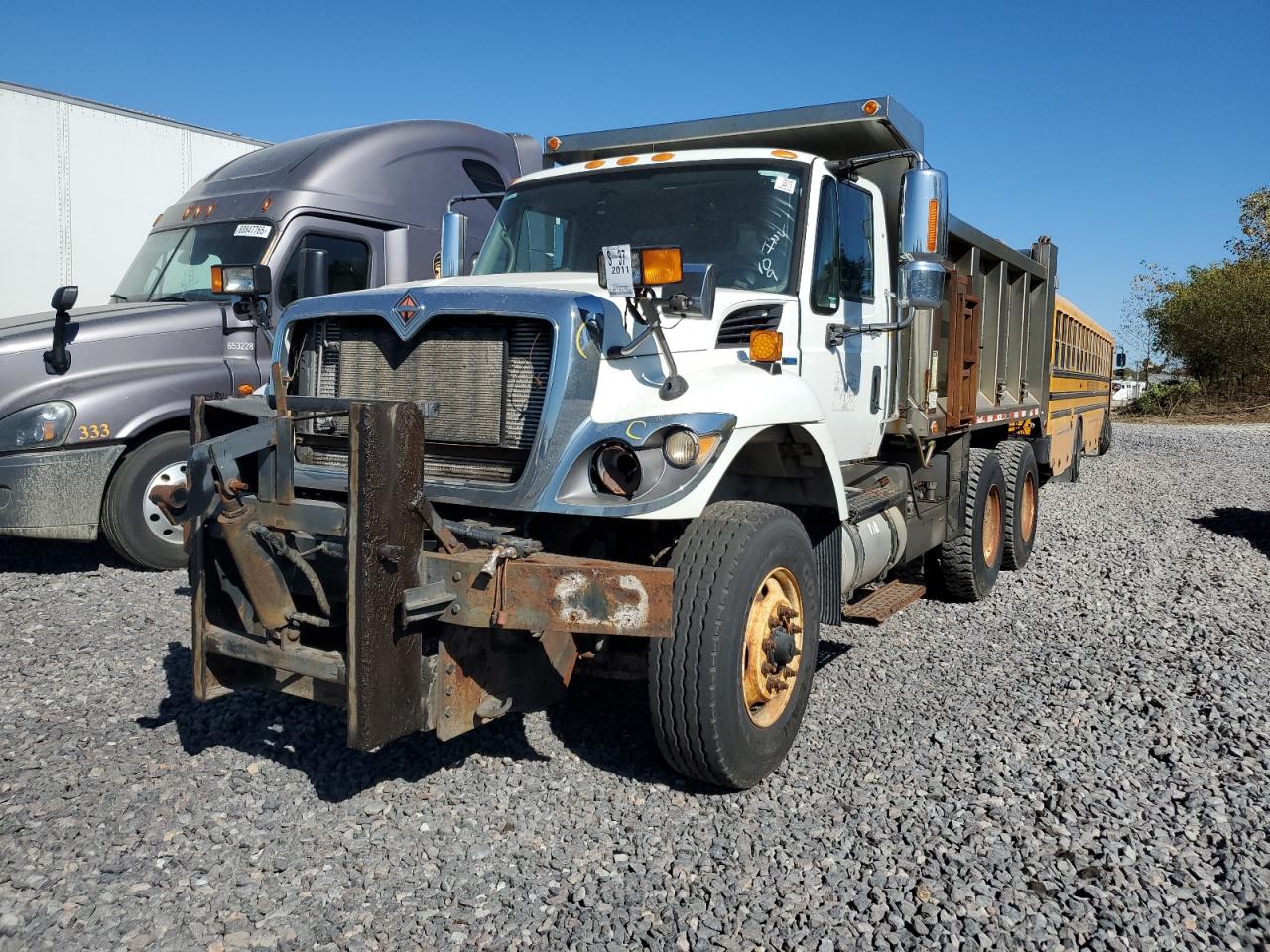 Lot #3283880428 2011 INTERNATIONAL 7000 7500