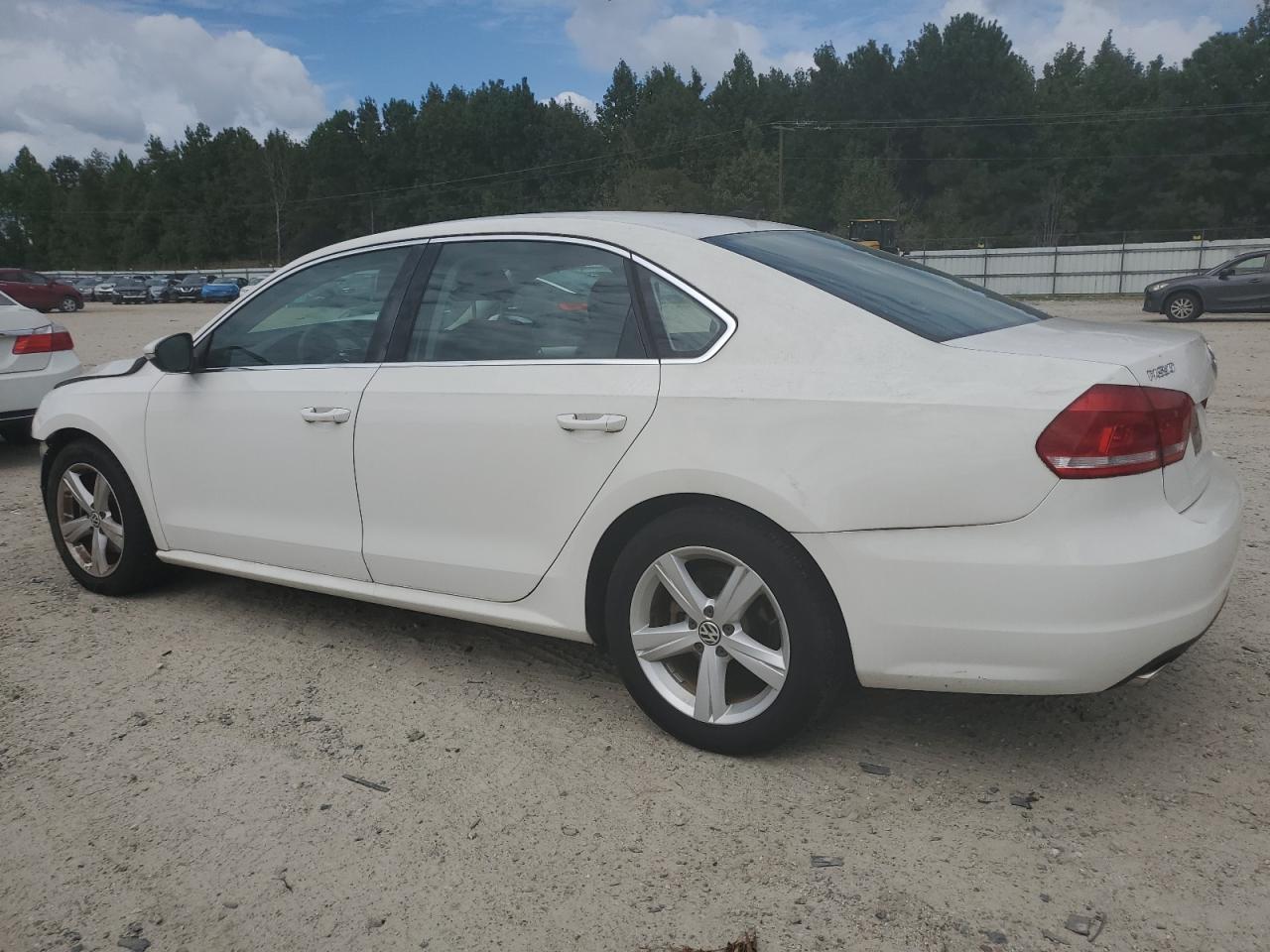 VOLKSWAGEN PASSAT SE