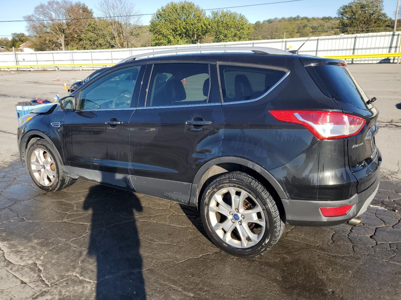 FORD ESCAPE TITANIUM