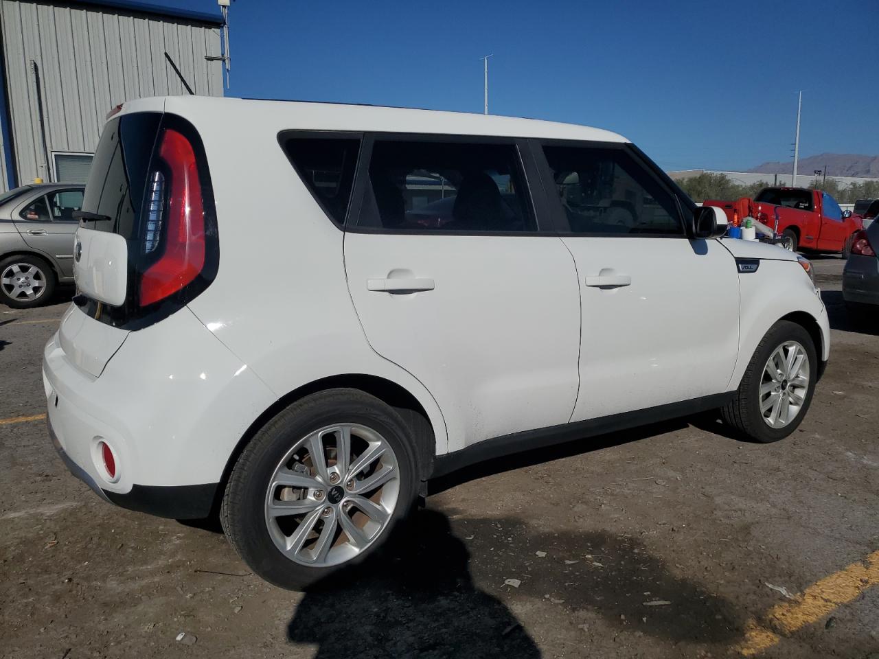KIA SOUL +