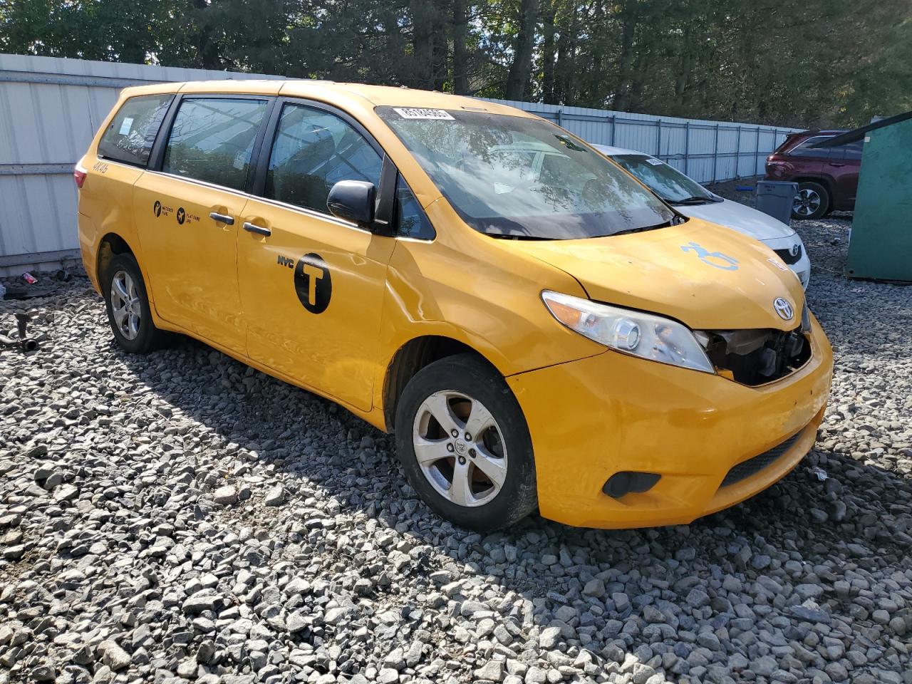 TOYOTA SIENNA