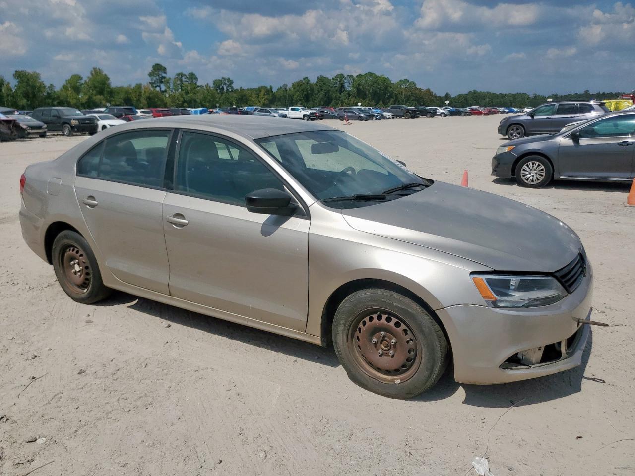 VOLKSWAGEN JETTA BASE