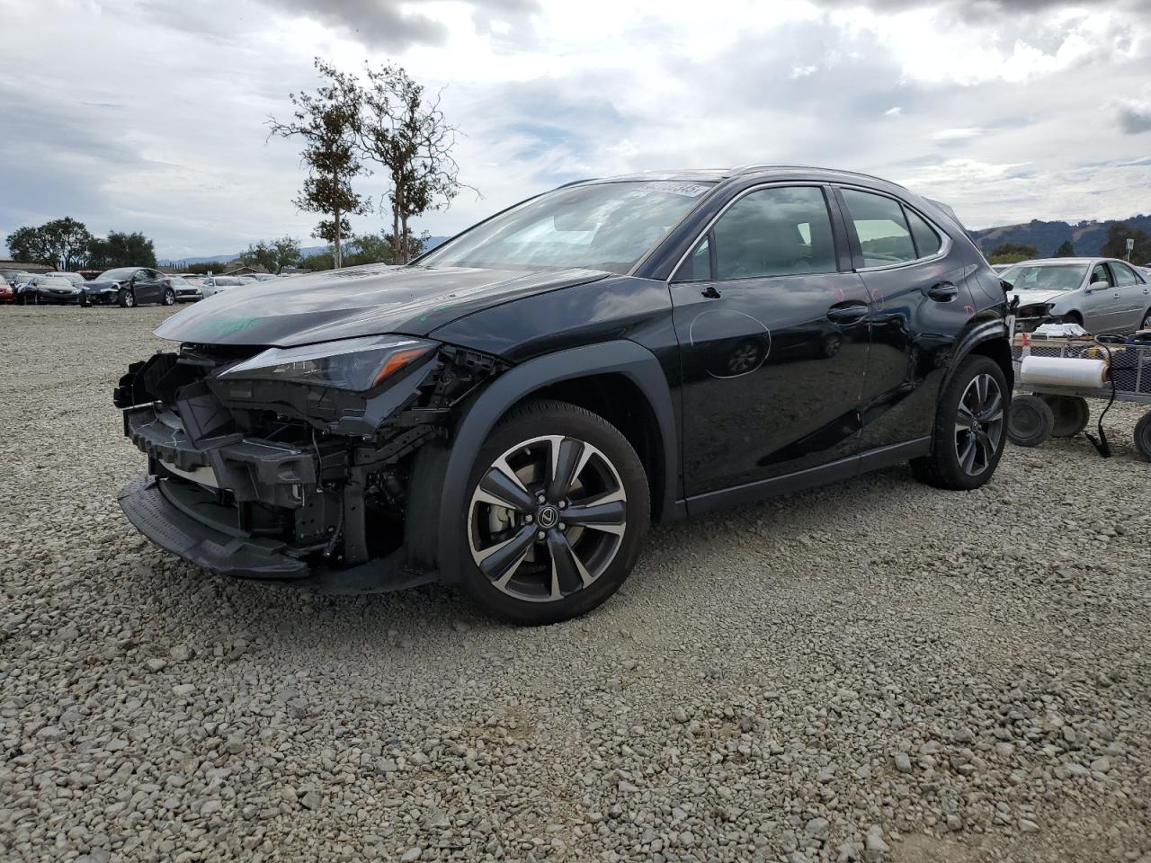 LEXUS UX 250H BASE