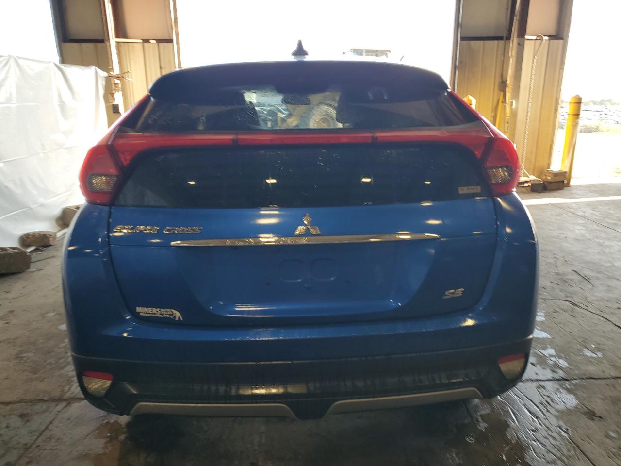 MITSUBISHI ECLIPSE SE