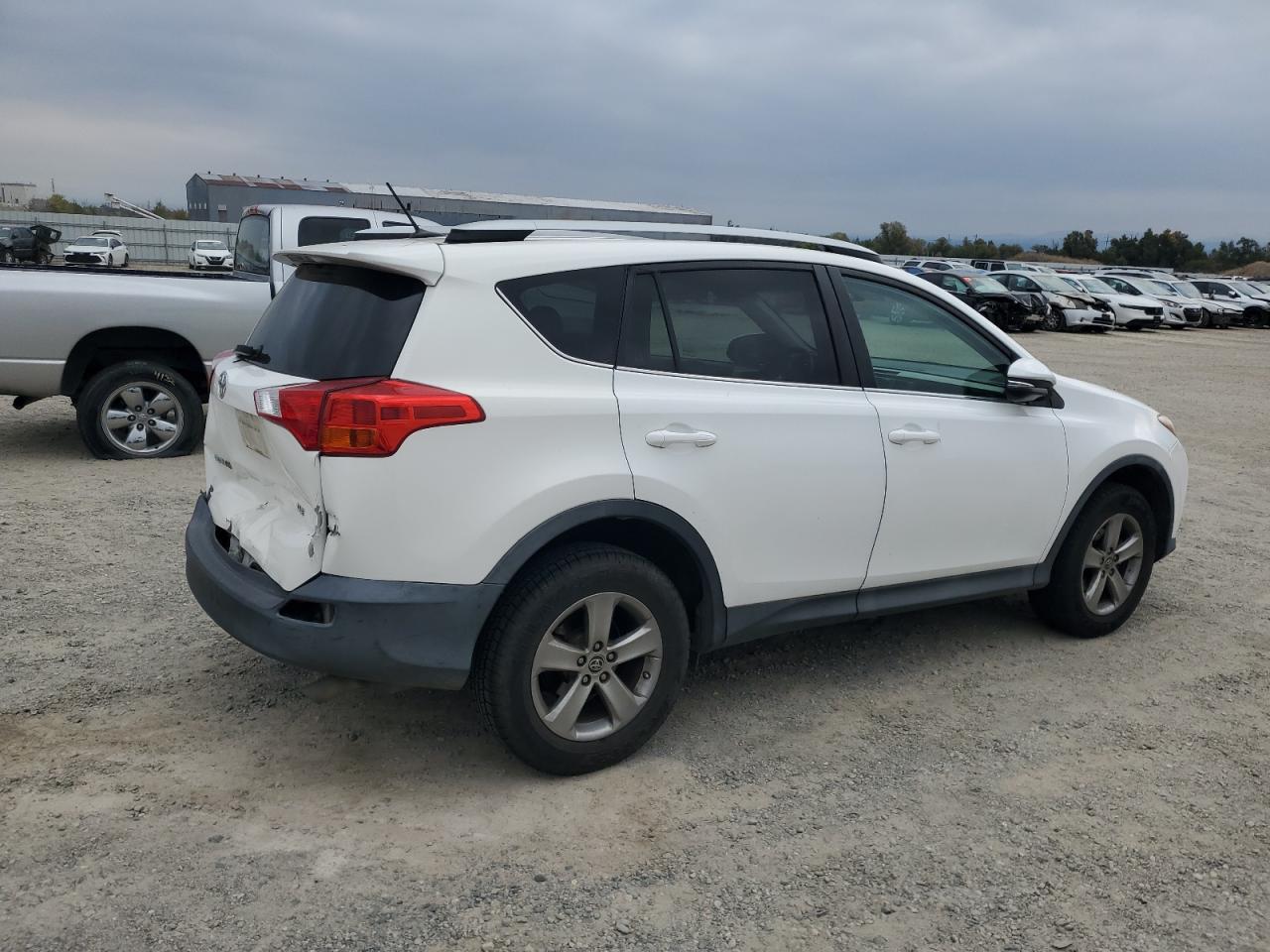 TOYOTA RAV4 XLE