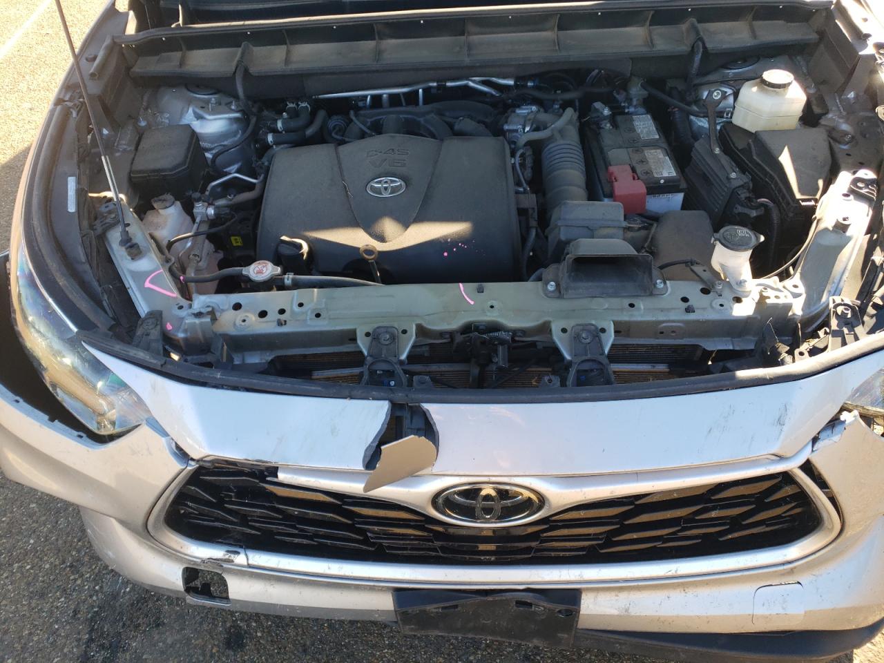 TOYOTA HIGHLANDER XLE