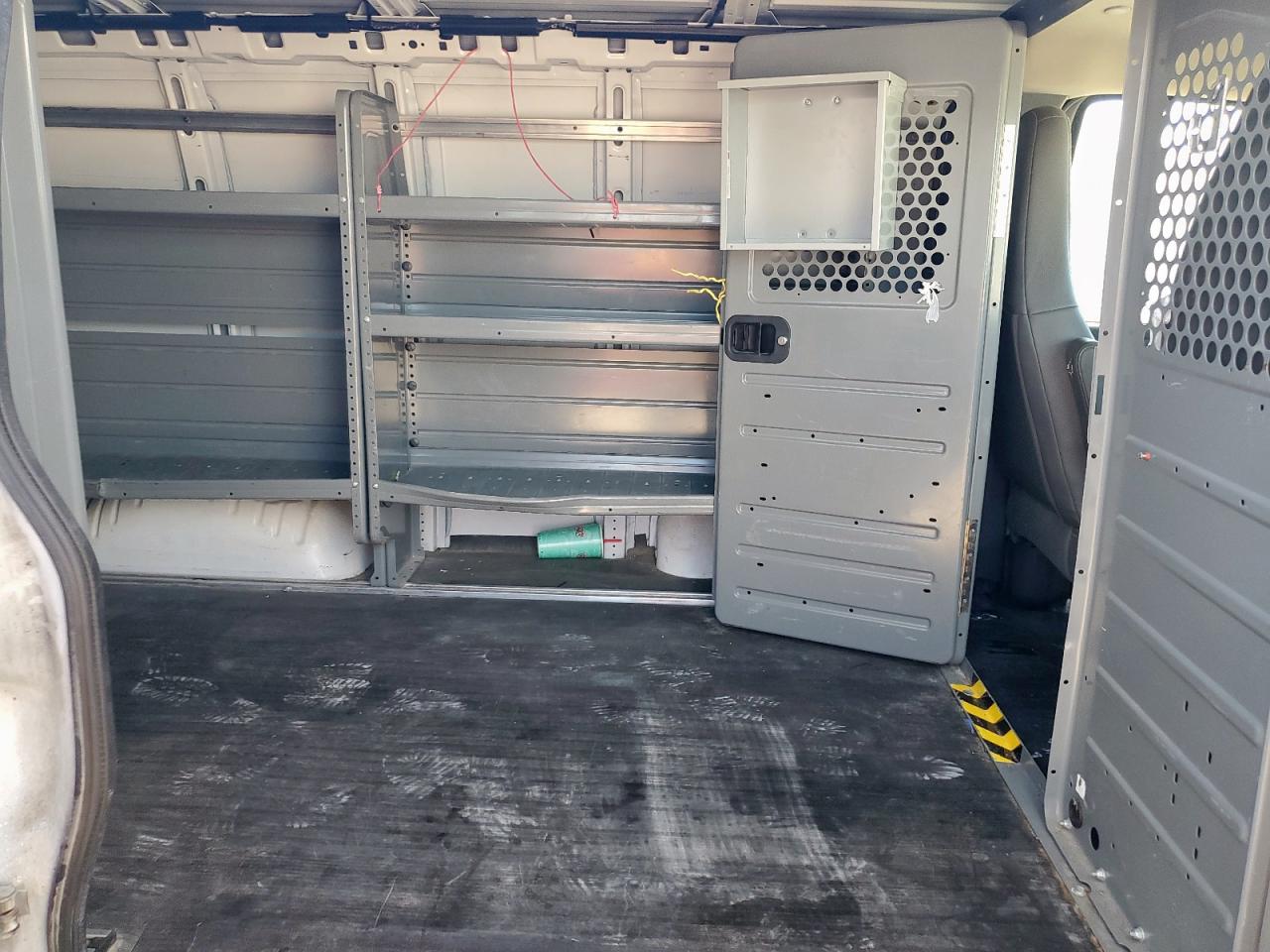 CHEVROLET EXPRESS G2500