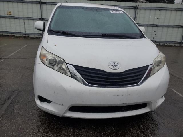 2011 TOYOTA SIENNA LE - 5TDKK3DC8BS086490