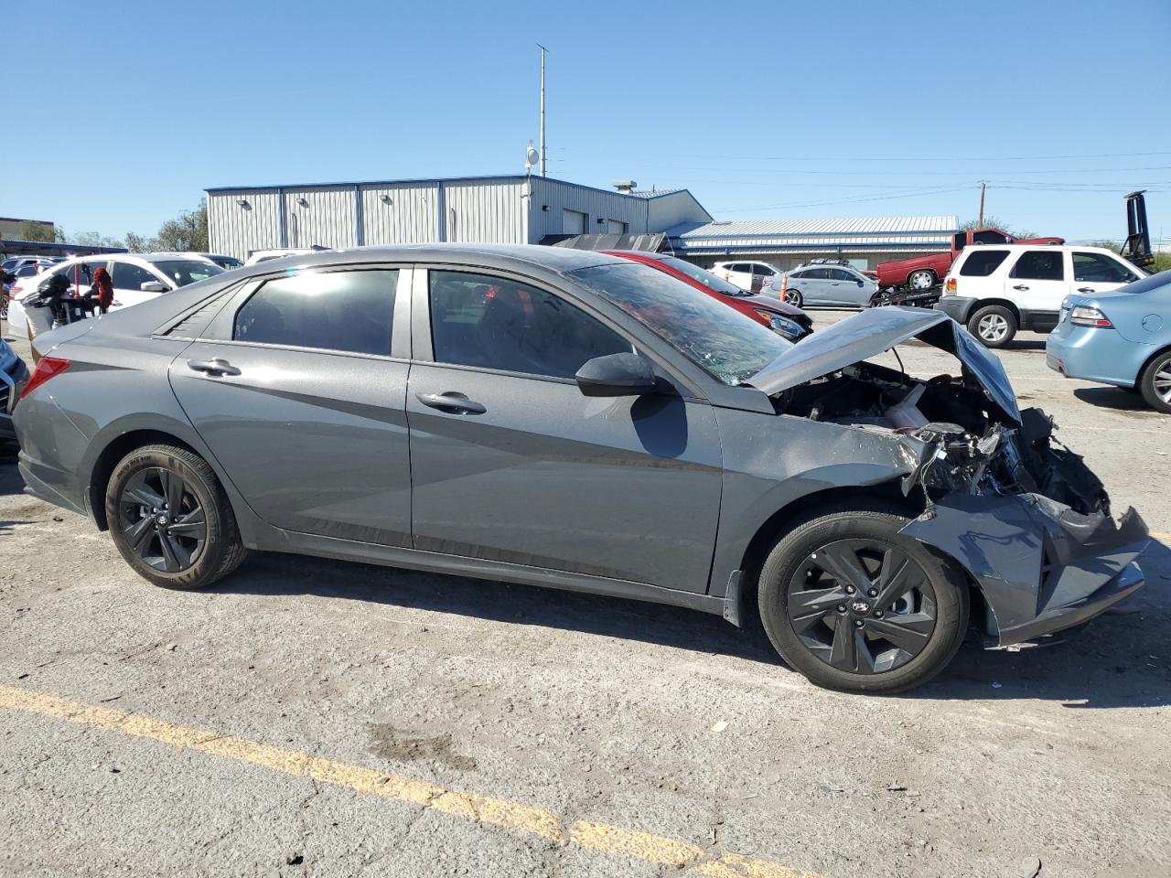 HYUNDAI ELANTRA BLUE
