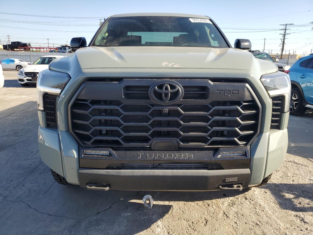 TOYOTA TUNDRA CREWMAX LIMITED