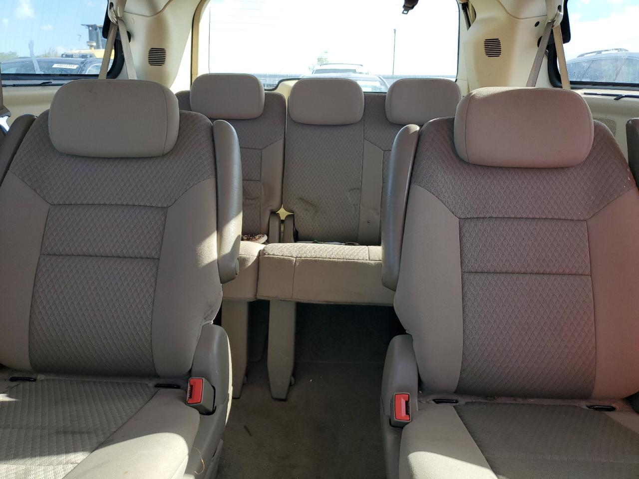 CHRYSLER TOWN & COUNTRY TOURING