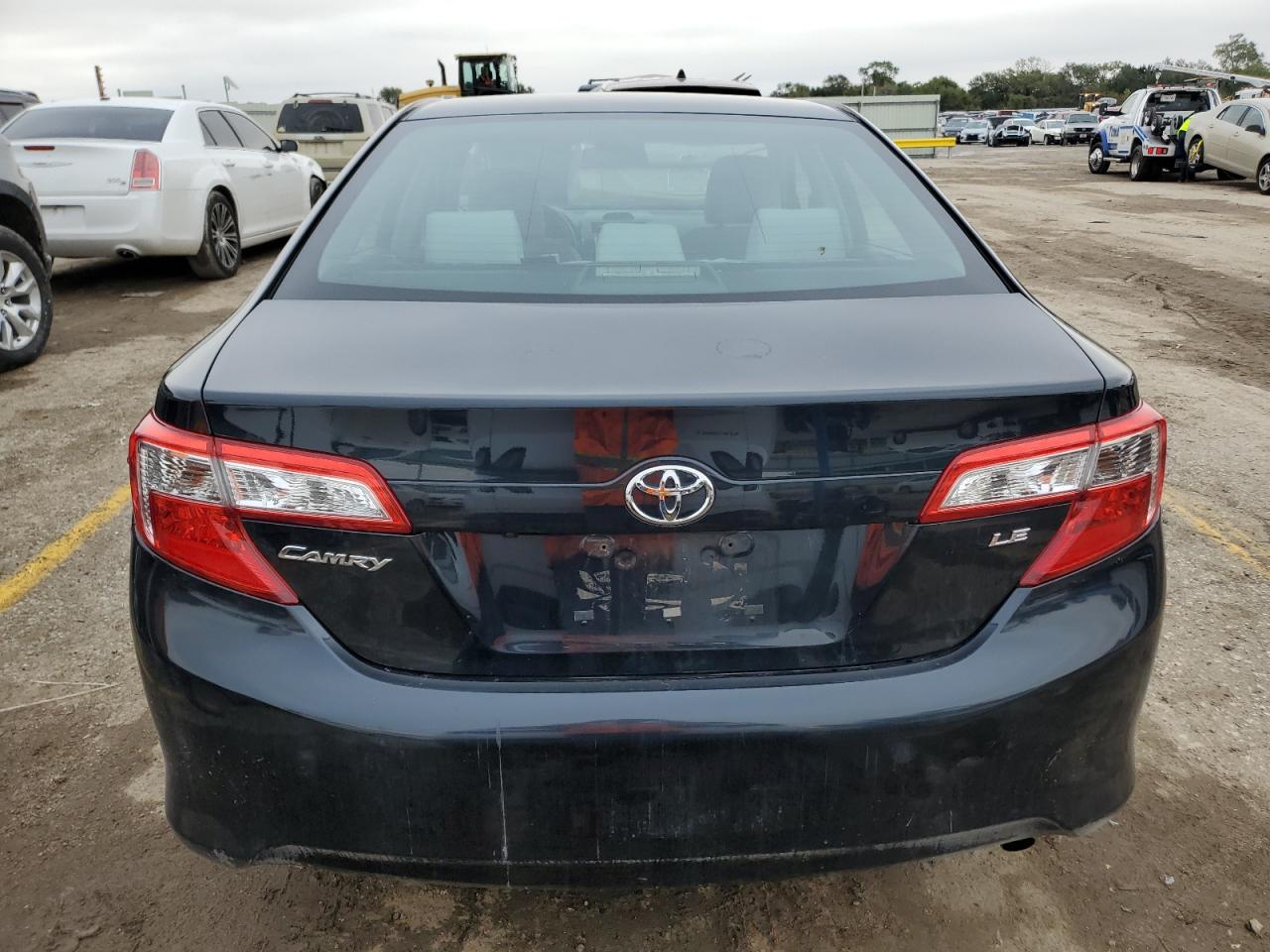 TOYOTA CAMRY L