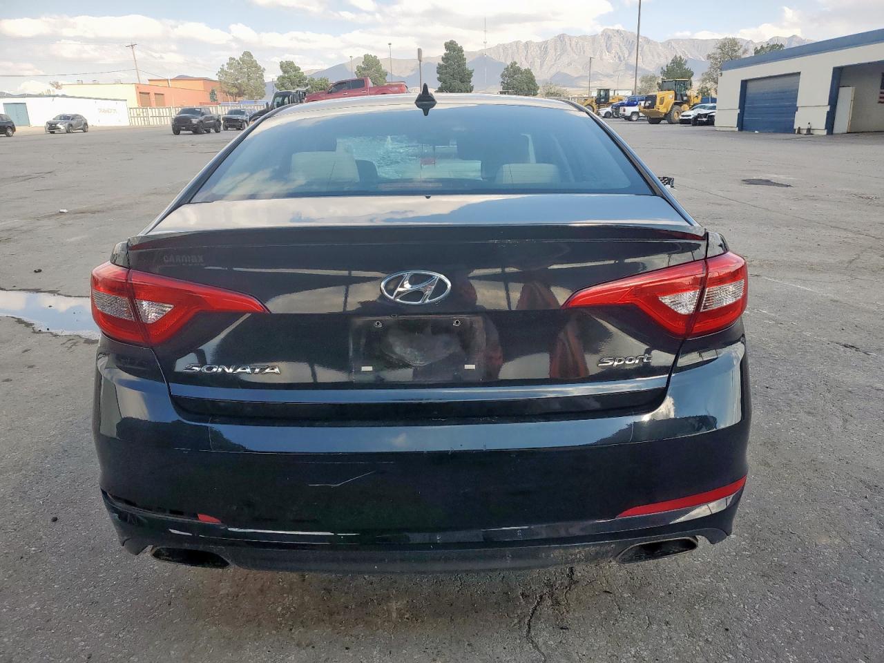 HYUNDAI SONATA SPORT