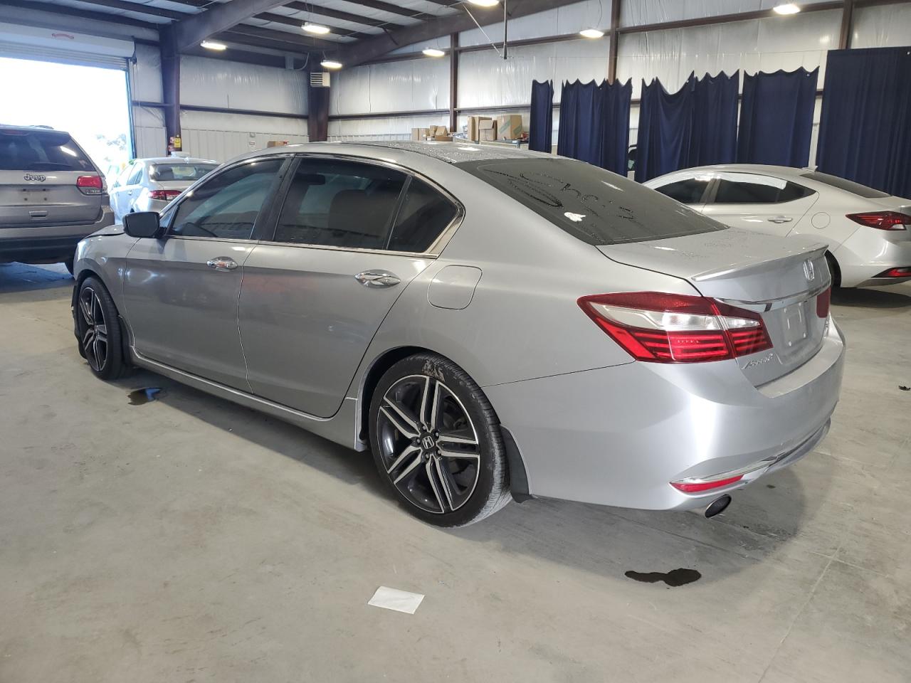 Lot #3302743067 2017 HONDA ACCORD SPO