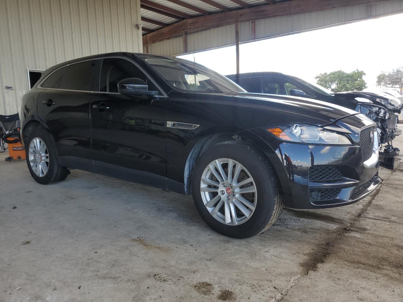 JAGUAR F-PACE PRESTIGE