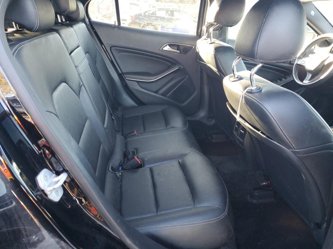 MERCEDES-BENZ GLA-CLASS 250 4MATIC