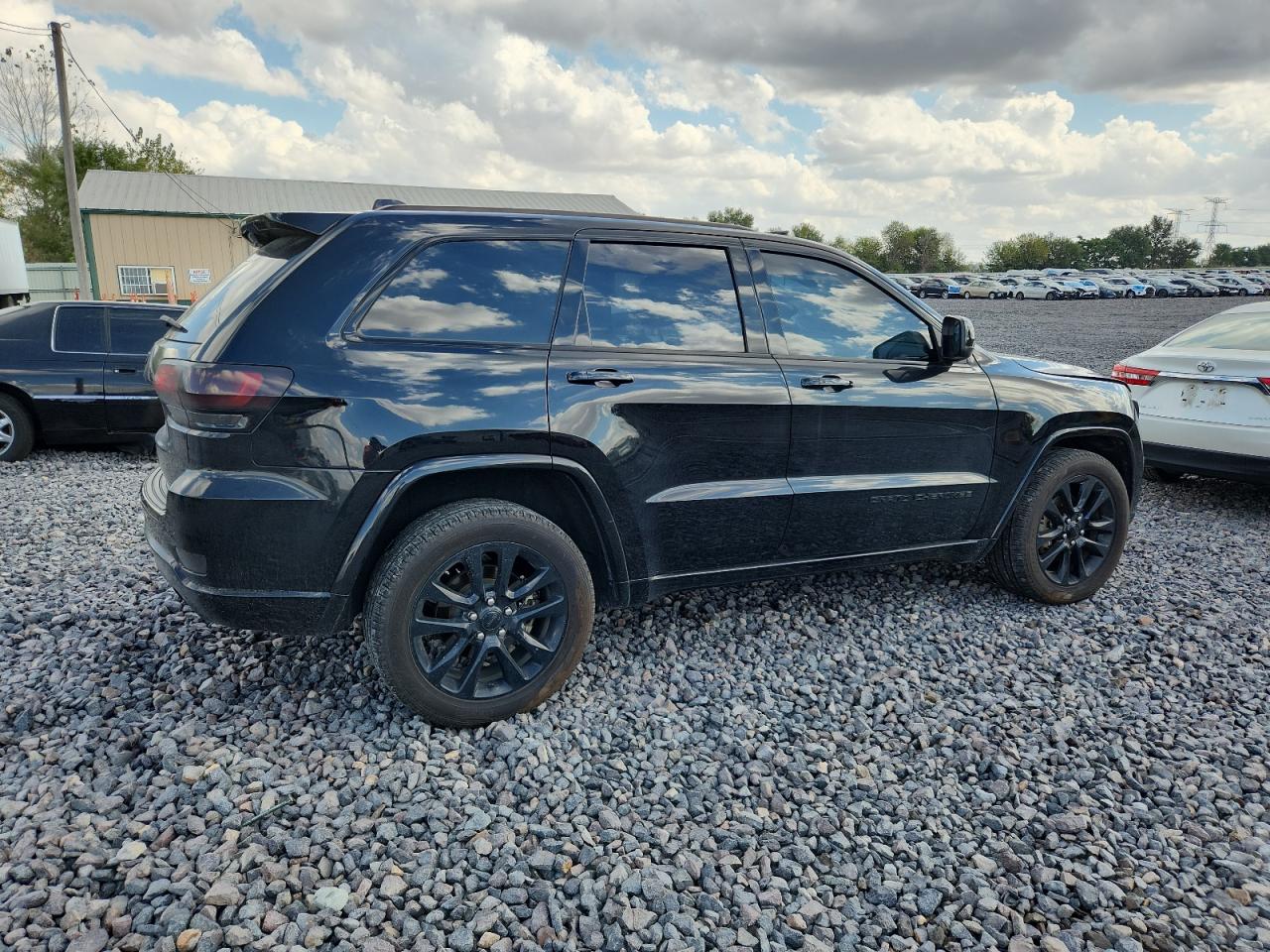 JEEP GRAND CHEROKEE LAREDO