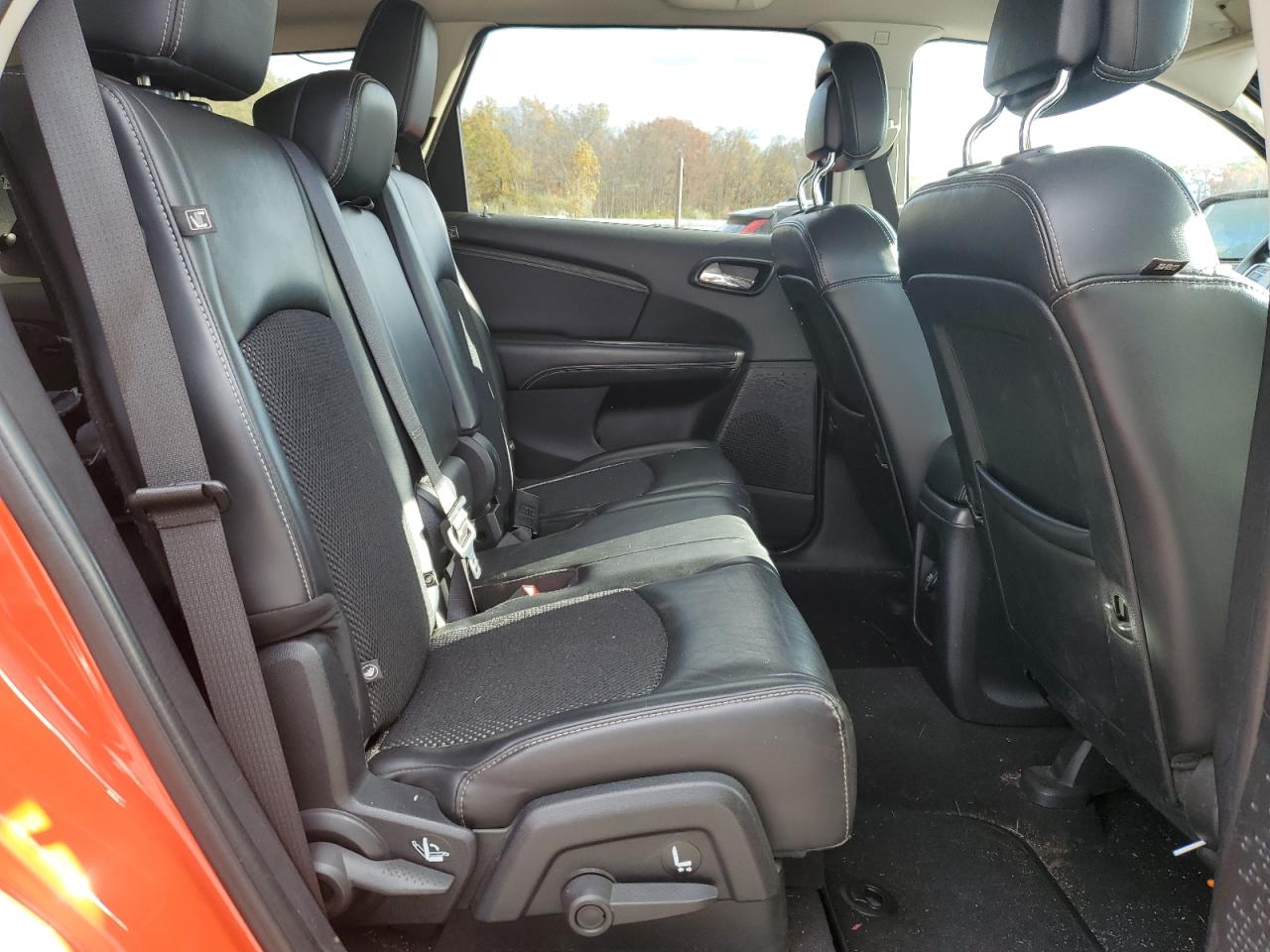 DODGE JOURNEY CROSSROAD