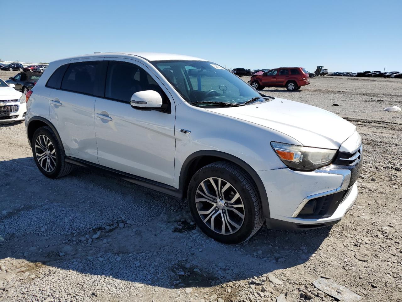 MITSUBISHI OUTLANDER ES