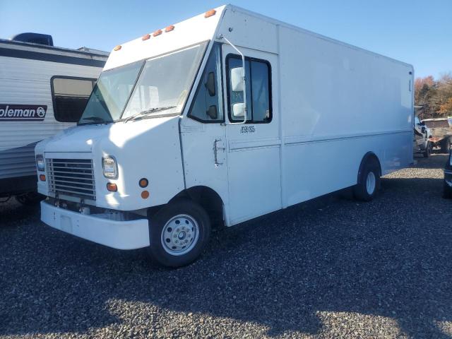 Global Auto Auctions: 2004 FORD ECONOLINE E450 SUPER DUTY COMMERCIAL STRIPPED CHASSIS
