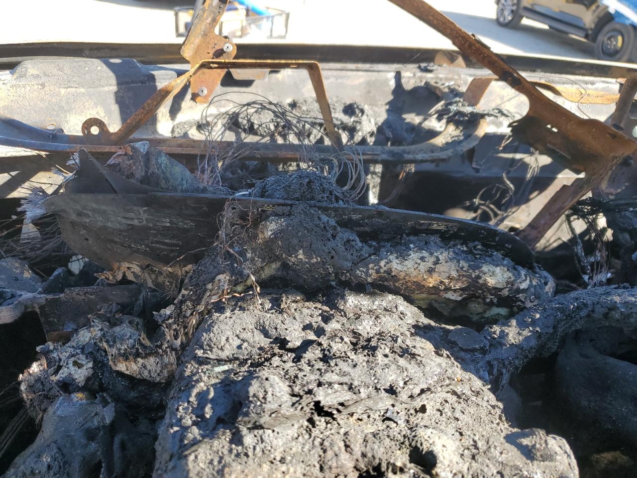 Lot #3281507008 2005 GMC SIERRA K25