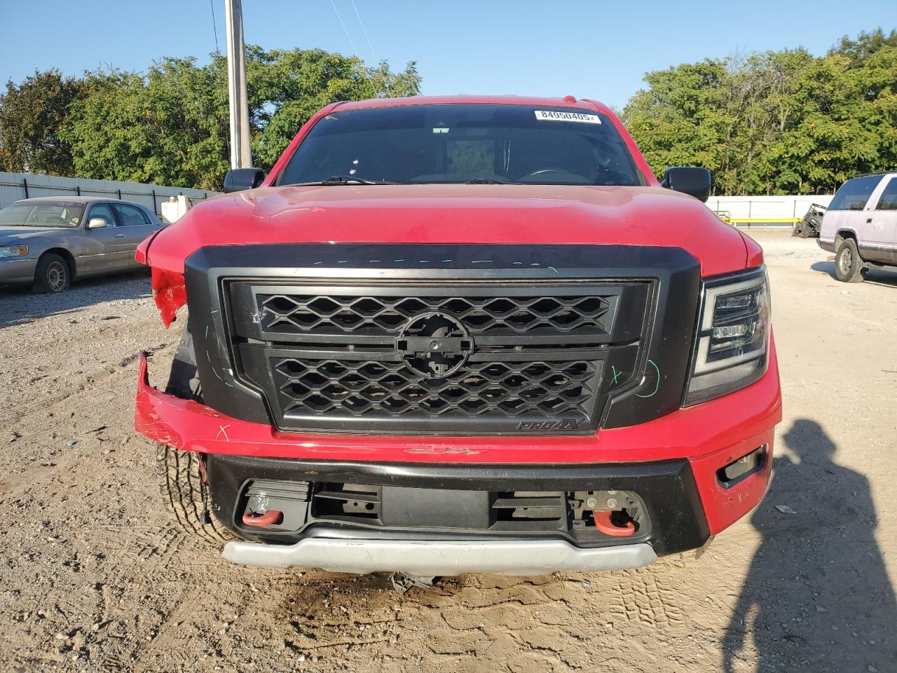 NISSAN TITAN SV