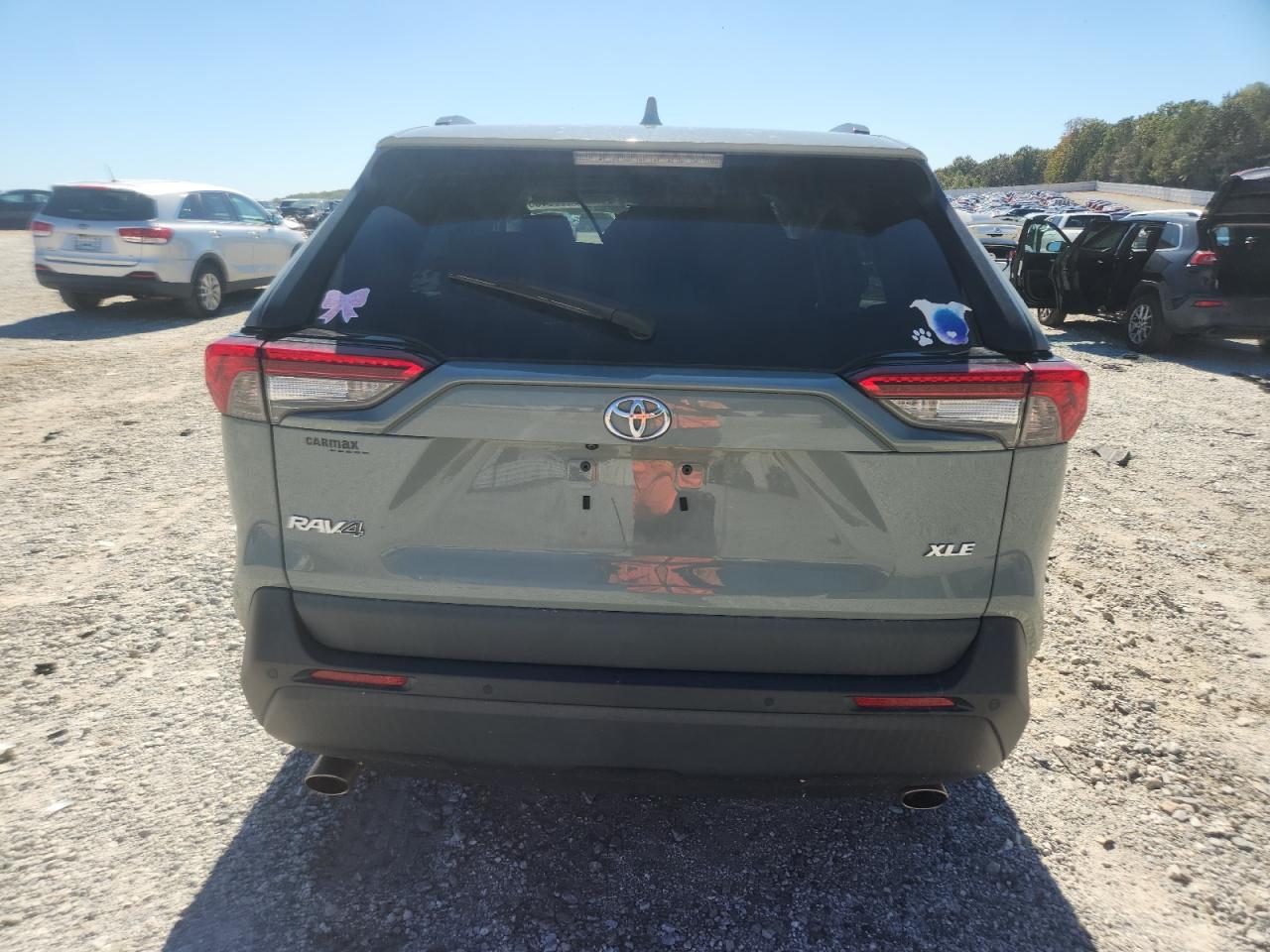 TOYOTA RAV4 XLE PREMIUM