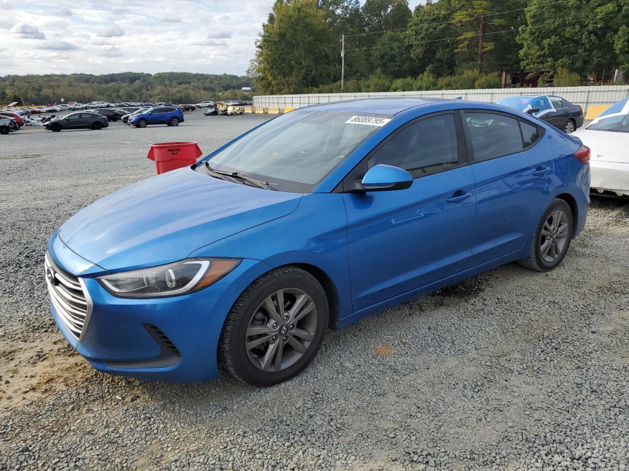 HYUNDAI ELANTRA SE